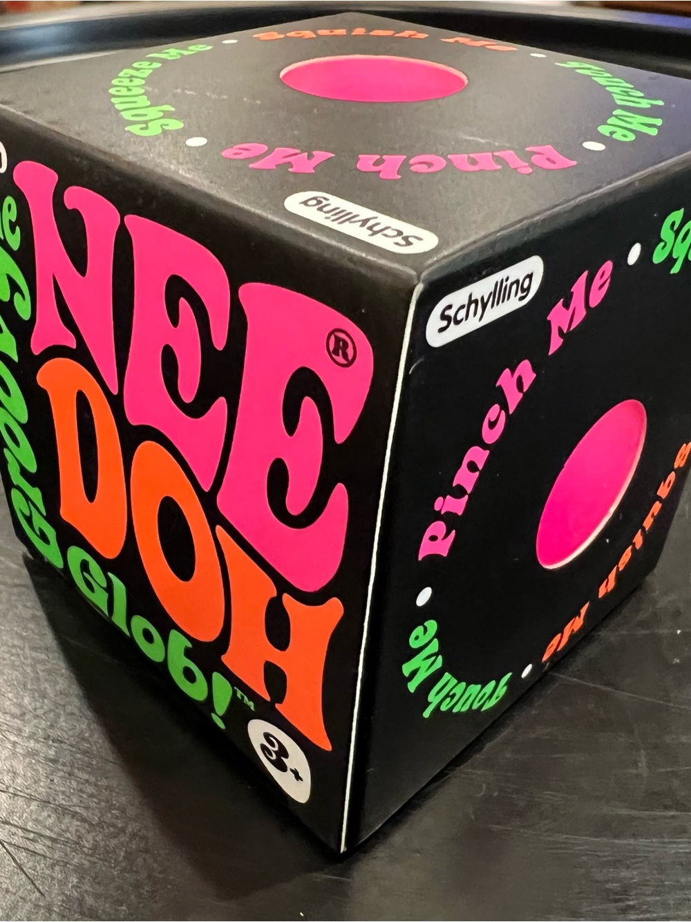 Viral & hard to find!  NeeDoh Groovy Glob Squish - Pink. Brand New 🩷